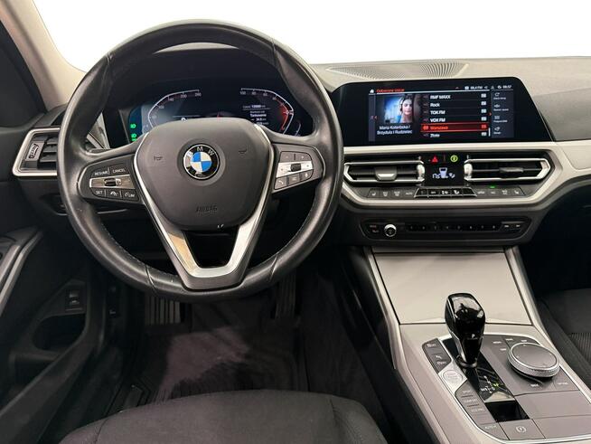 BMW Seria 3 318i aut Kombi Warszawa - zdjęcie 9