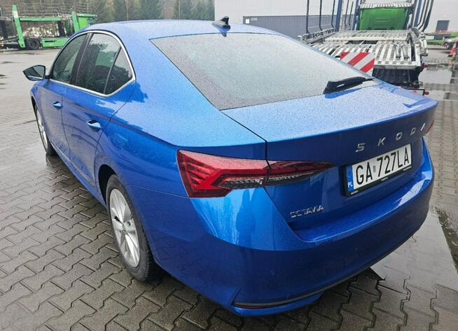 Škoda Octavia 1.5 TSI Selection Tychy - zdjęcie 6