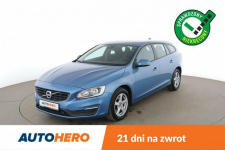 Volvo V60 navi, klima auto, czujniki parkowania, hak Warszawa - zdjęcie 1