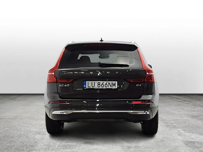 Volvo XC 60 B4 B Plus Bright aut ! Z Polskiego Salonu ! Faktura VAT ! Warszawa - zdjęcie 4