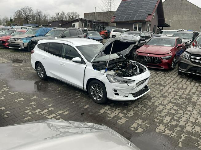 Ford Focus Automat  Kamera Podgrzewane: Szyba, fotele, kierownica Gliwice - zdjęcie 3