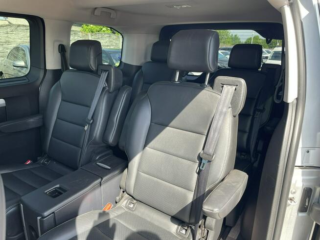 Toyota Proace Verso VIP Skóra Pamięć Fotele kapitańskie HAK Gliwice - zdjęcie 12