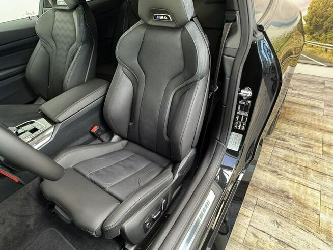 BMW M4 Competition M xDrive, Dostępne od ręki, rabat 132 319  zł Warszawa - zdjęcie 9