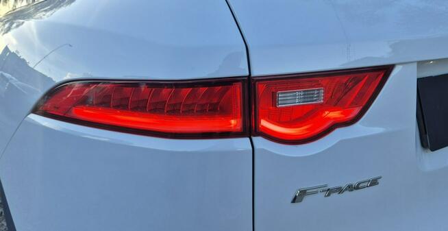 Jaguar F-PACE Rok Gwarancji Serwis Bezwypadkowy Kraków - zdjęcie 11