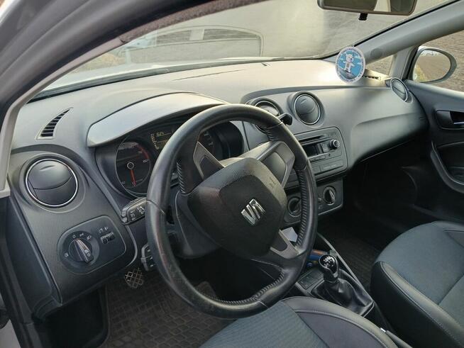 Seat Ibiza 1,2 benzyna, 5 drzwi, klima, zarejestrowany Borzykowo - zdjęcie 5