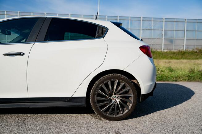 Alfa Romeo Giulietta Quadrifoglio Verde,1.75TB,240 KM, Salon PL Warszawa - zdjęcie 12