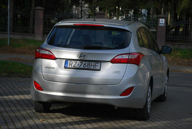 Hyundai i30 II Kombi 1.6 CRDi (110 KM) | Salon Polska | Rzeszów - zdjęcie 9