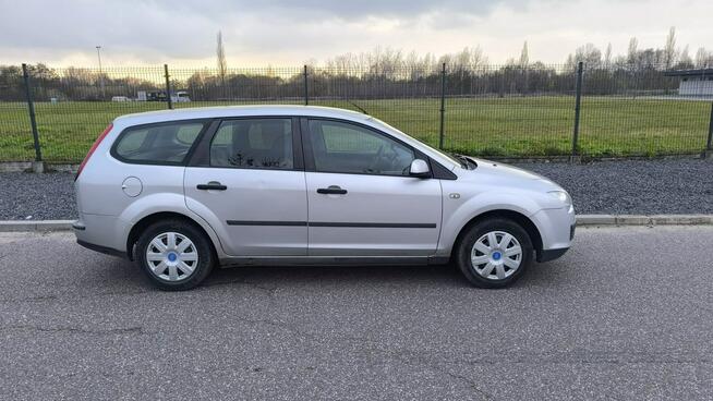 Ford Focus 1.6 LPG GAZdo 2035r 2006r Kombi Salon PL Klima OC PT 2026 Pabianice - zdjęcie 7