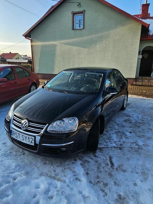 Volkswagen Jetta 2010 | 1.6 TDI | Salon Polska Lipa - zdjęcie 1
