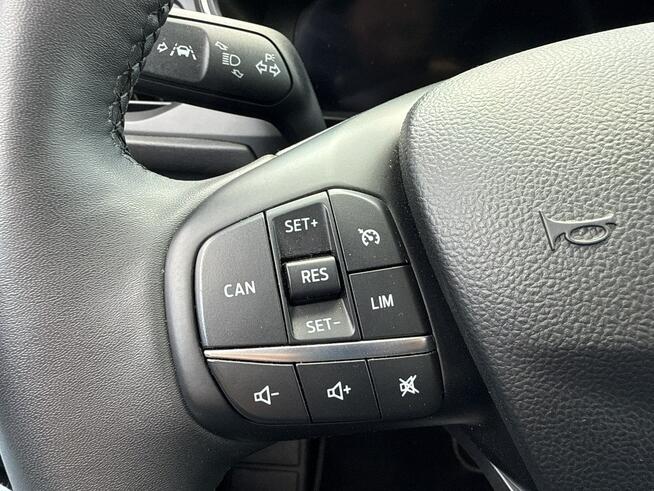 Ford Focus Titanium X  1.0 EcoBoost mHEV 125 KM Warszawa - zdjęcie 11