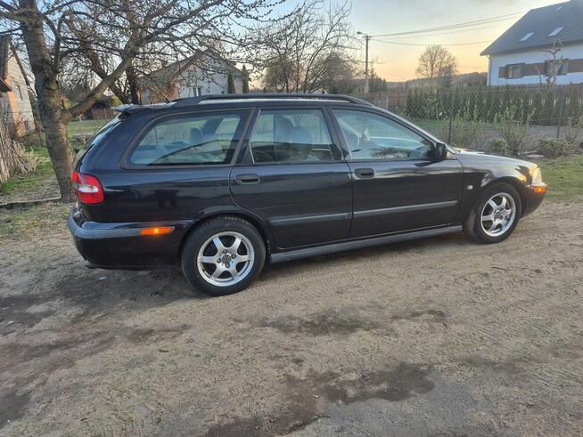 Sprzedam Volvo V40 1.9 diesel Kamianka - zdjęcie 6