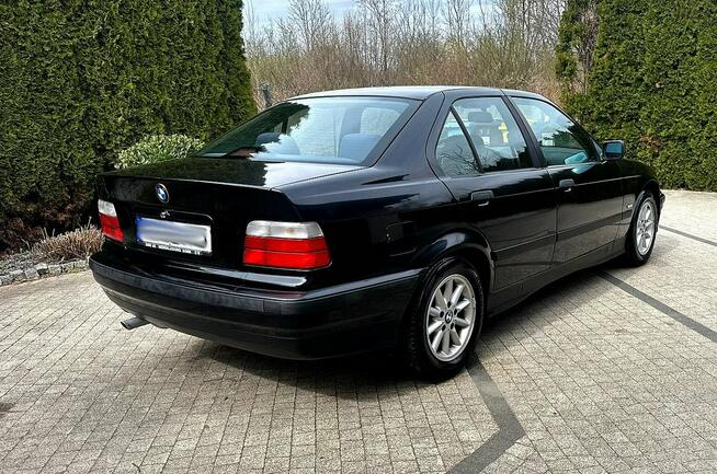 BMW 318i e36 Lift Sedan Comfort Klimatronik NiskiPrzebieg Super Stan Wrocław - zdjęcie 10