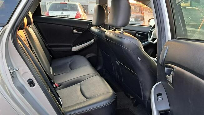 Toyota Prius 1.8 Plug-IN Hybrid Skóra Klimatronik możliwa ZAMIANA Rawa Mazowiecka - zdjęcie 12