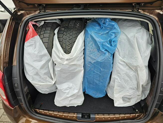 Dacia Duster 4x4, pierwszy właściciel, serwis aso , koła zimowe Olsztyn - zdjęcie 9