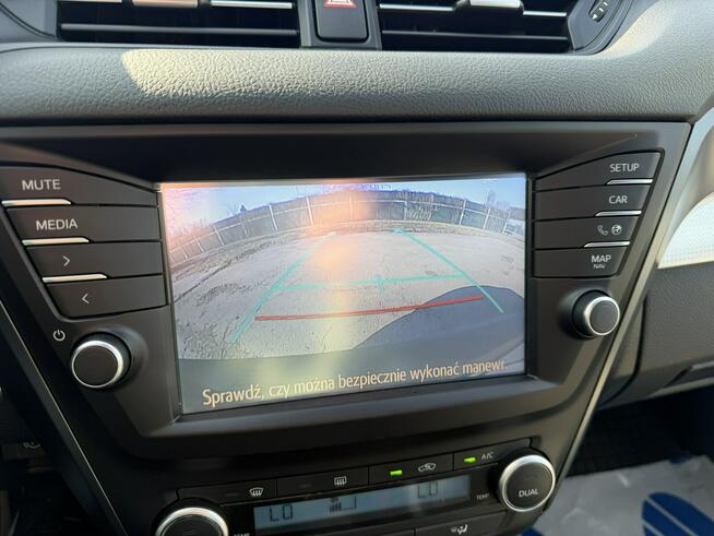 Toyota Avensis 2.0 D-4D Edition S Jaworzno - zdjęcie 12