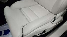 Volvo XC 60 AWD Plus Bright aut ! Z Polskiego Salonu ! Faktura VAT ! Warszawa - zdjęcie 11