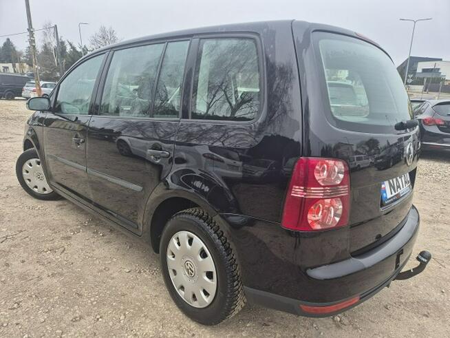 Volkswagen Touran 1,6Mpi* Klimatronik* Mały przebieg Bydgoszcz - zdjęcie 4
