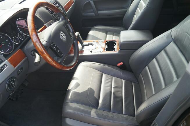 VOLKSWAGEN TOUAREG 3.0 TDI 4MOTION 245TYS. KM  STAN BDB HAK Goczałkowice-Zdrój - zdjęcie 12