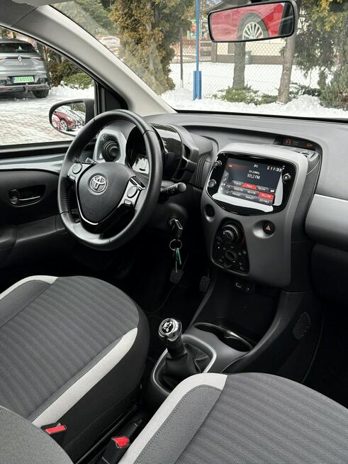 Toyota Aygo LED, Kamera, Apple CarPlay,Tempomat,Gwarancja Tarnowskie Góry - zdjęcie 10