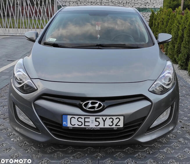 Hyundai i30 1,6 CRDi AUTOMAT klima navi kamera czujniki Nakło nad Notecią - zdjęcie 1