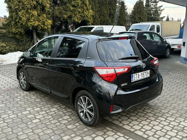 Toyota Yaris 1.5 Kamera, Podgrzewane fotele,Gwarancja! Tarnowskie Góry - zdjęcie 8