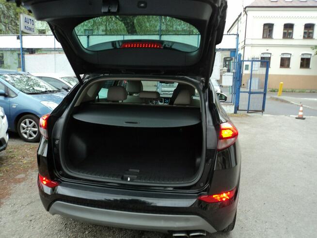 sprzedam ładnego HYUNDAIA TUCSONA 4X4 AWD 1.6B 177KM Lublin - zdjęcie 7