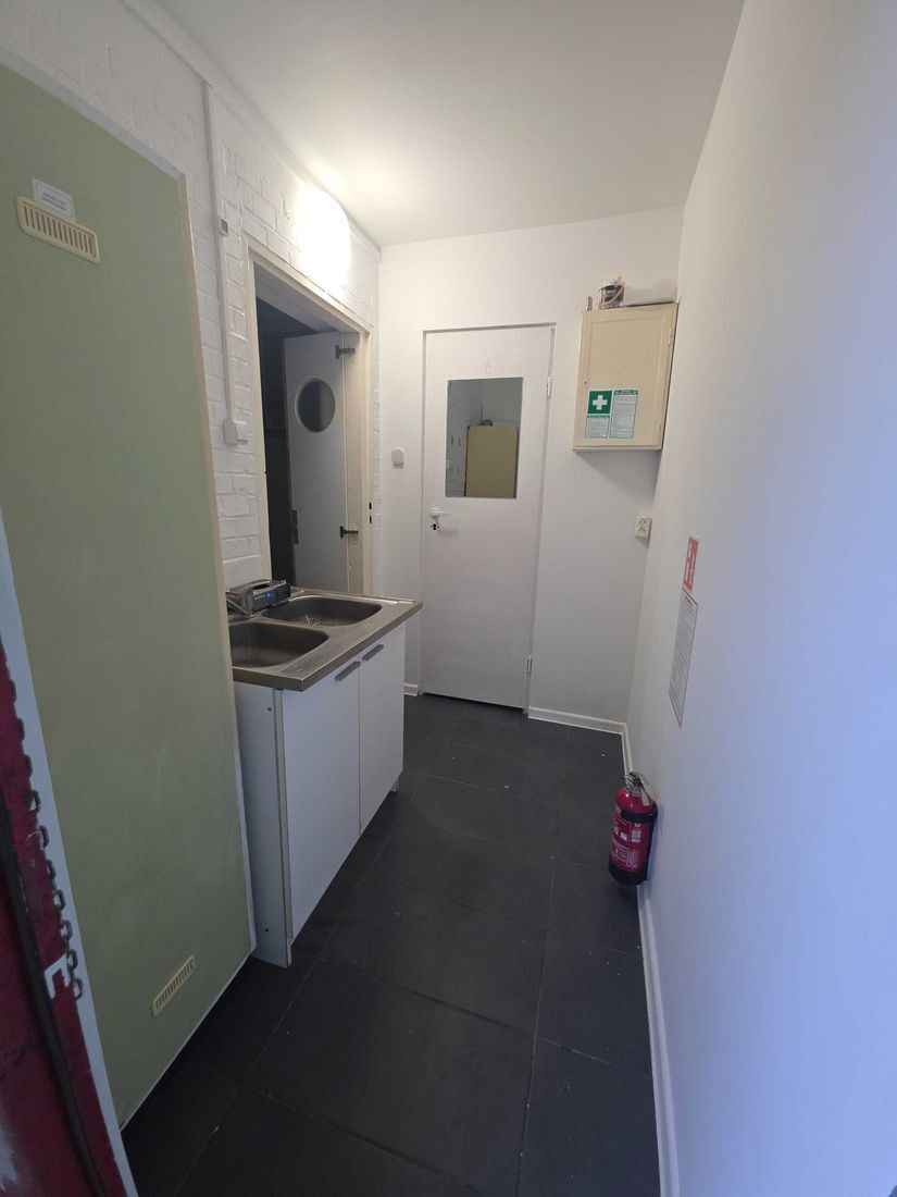 Lokal użytkowy (22 m2) okolice Powstańców Śląskich (Wrocław) Krzyki - zdjęcie 6